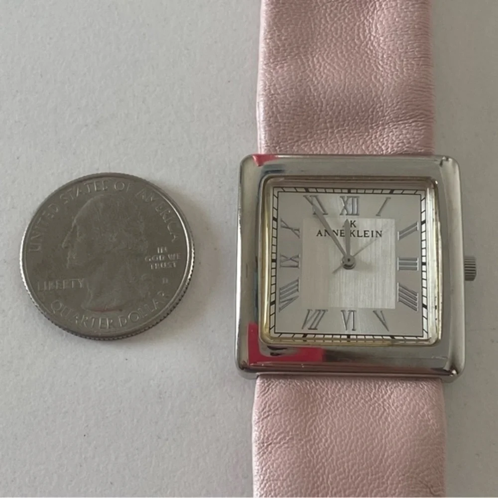 Ann Klein Silver Metal Pink Pastel Leather Quartz Ladies Watch EUC